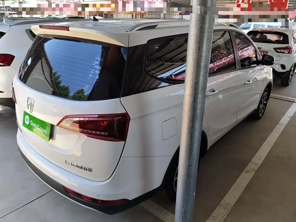 Baojun 730 1.5 T CVT Fashion 7-seat