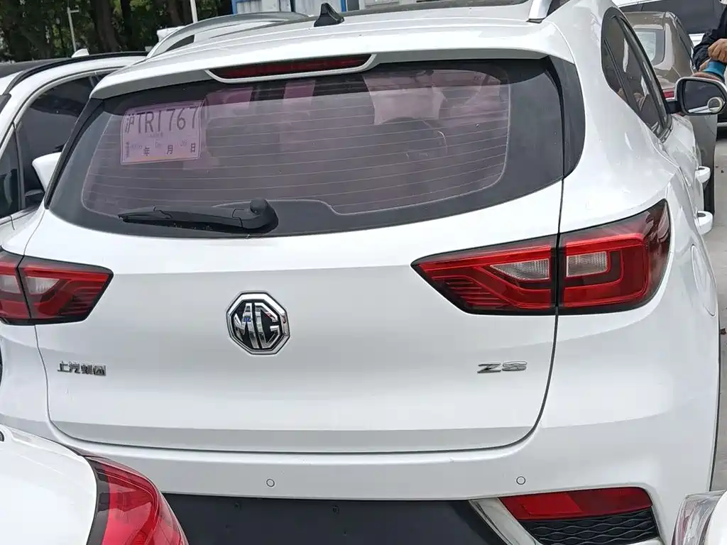 MG ZS 1.5 L Auto Luxury CN-V