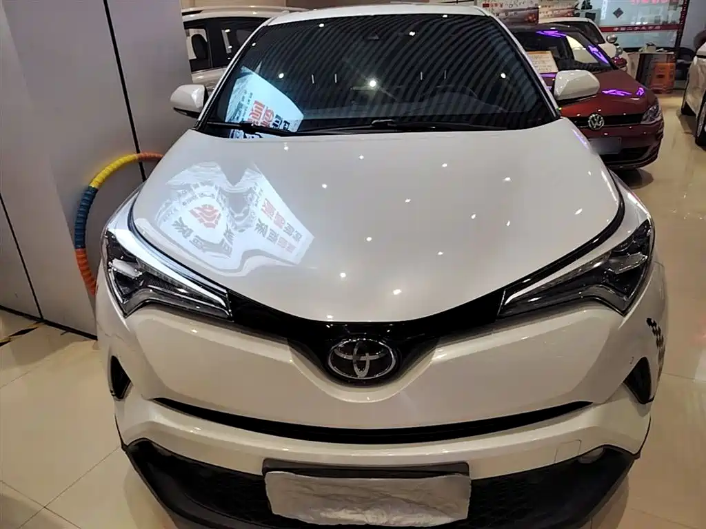 Toyota C-HR 丰田C-HR 2018款 2.0 L 豪华天窗版 国V