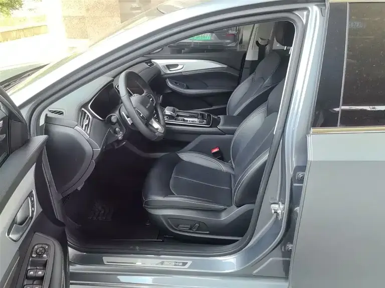 Roewe i6 MAX 荣威i6 MAX 2020款 300 TGI 自动爽酷智驾版