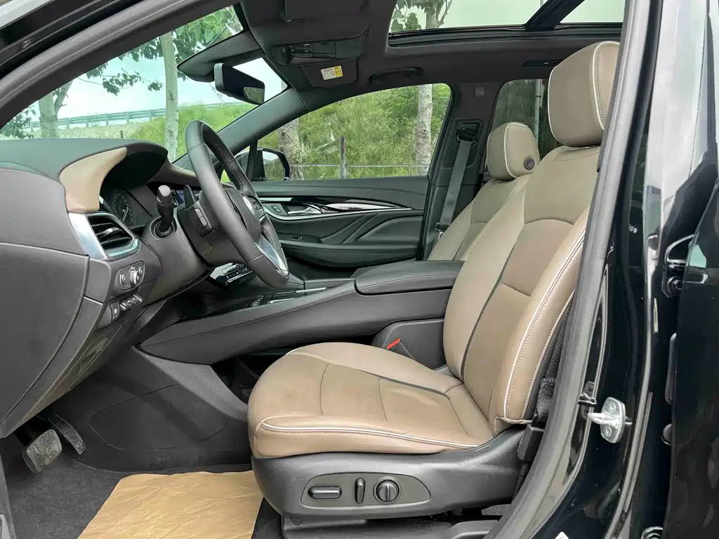 Enclave 652 T 4 WD Premium Flagship 7-seat