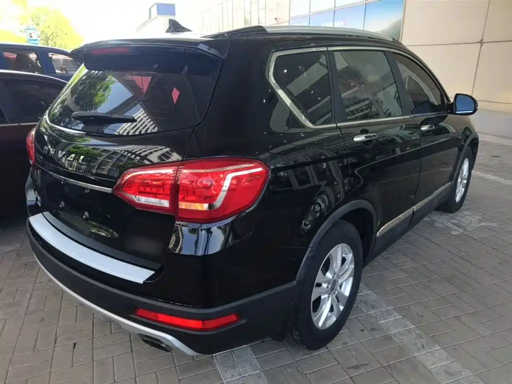Haval H6 Red Label Sport 1.5 T Manual 2 WD Elite