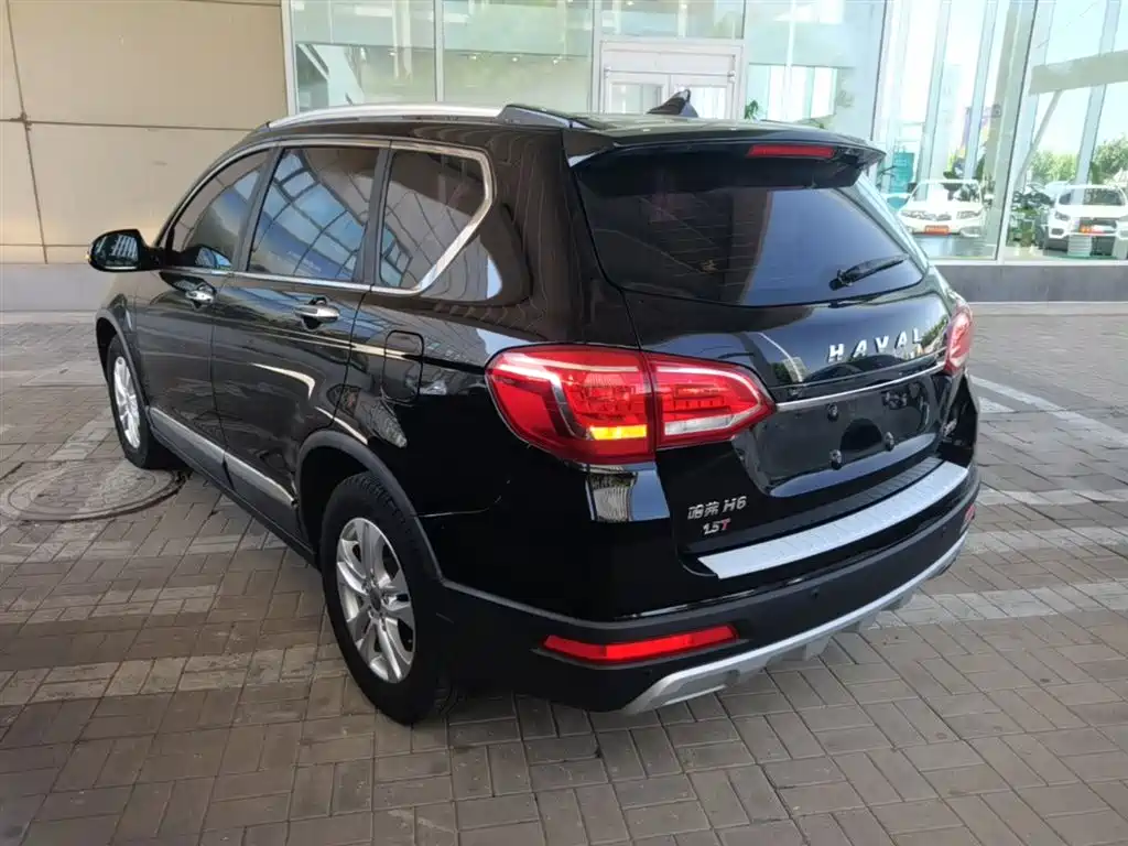 Haval H6 Red Label Sport 1.5 T Manual 2 WD Elite