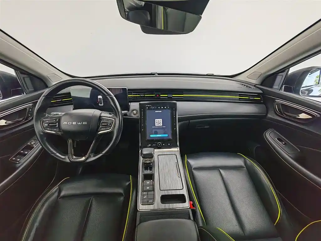 Roewe RX5 PLUS 330 TGI Auto China Style Smart Premium