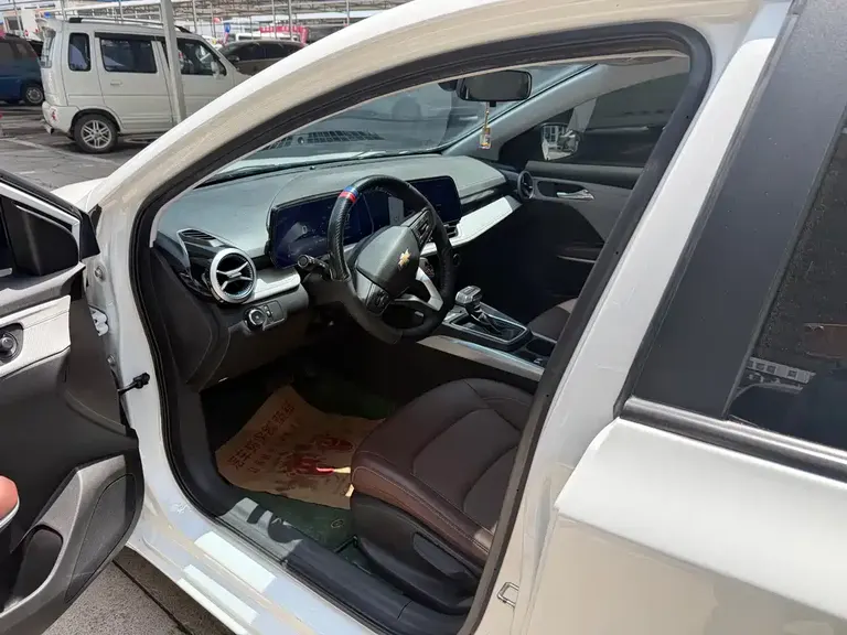 Chevrolet Monza 1.5 L DCT Joy