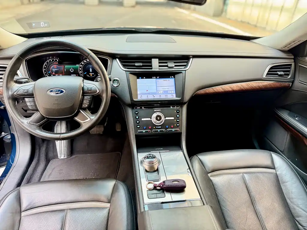 Taurus EcoBoost 245 Supreme