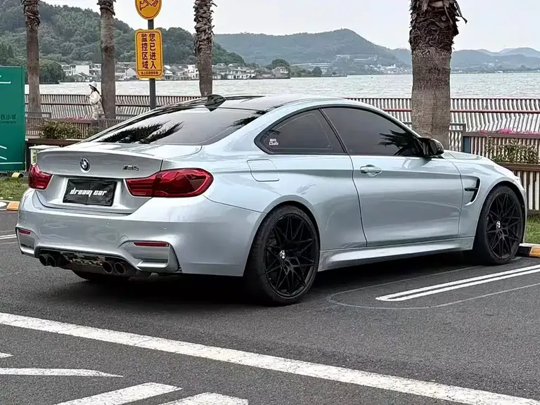BMW M4 M4 2-door Coupe
