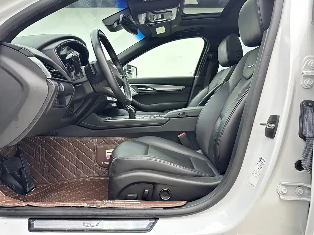 Cadillac CT5 Facelift 28 T Luxury
