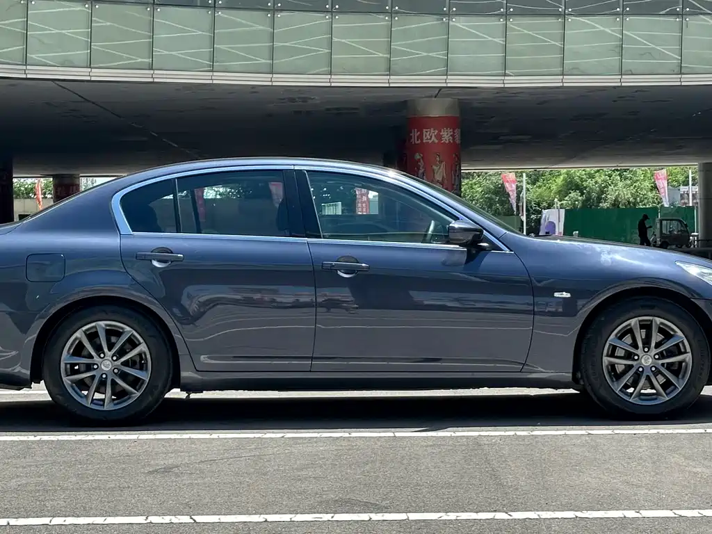 Infiniti G Series 英菲尼迪G系 2009款 G37