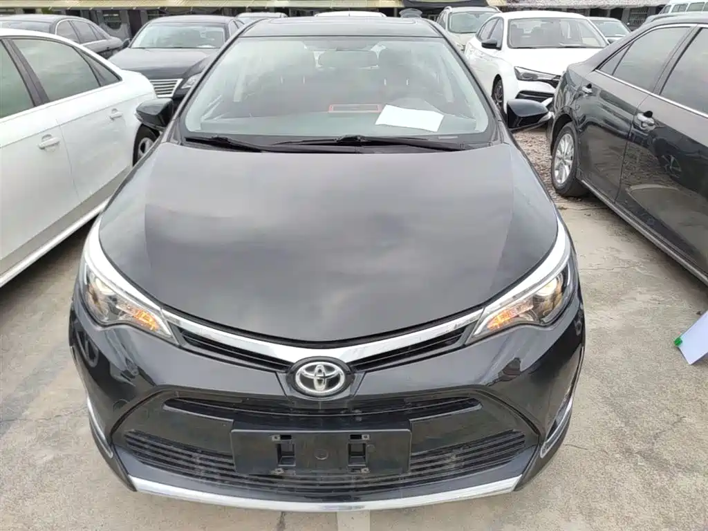 Levin Facelift 185 T CVT Elite CN-V