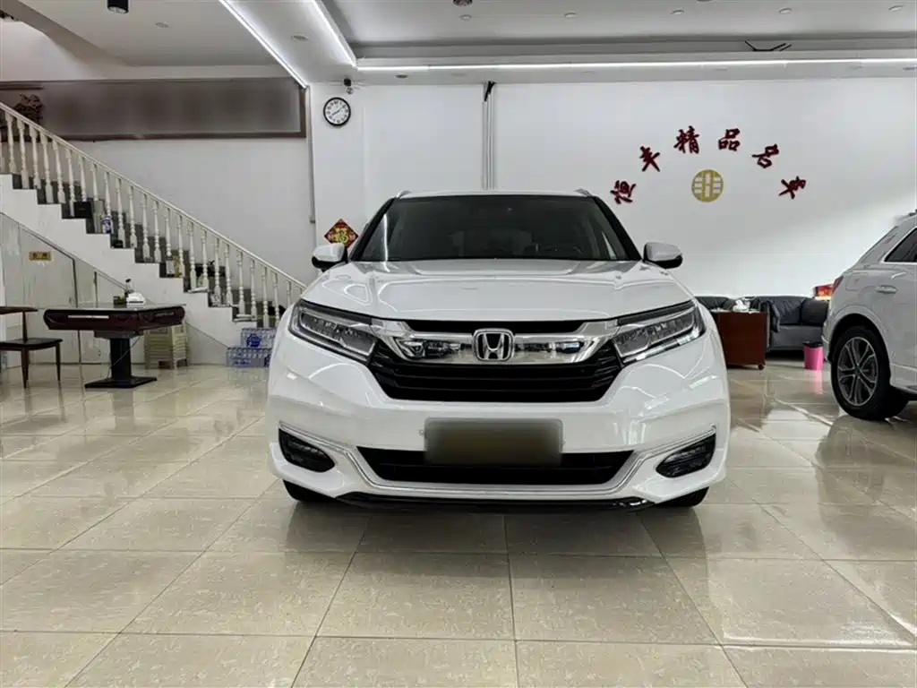 Avancier 370 TURBO 4 WD Premium