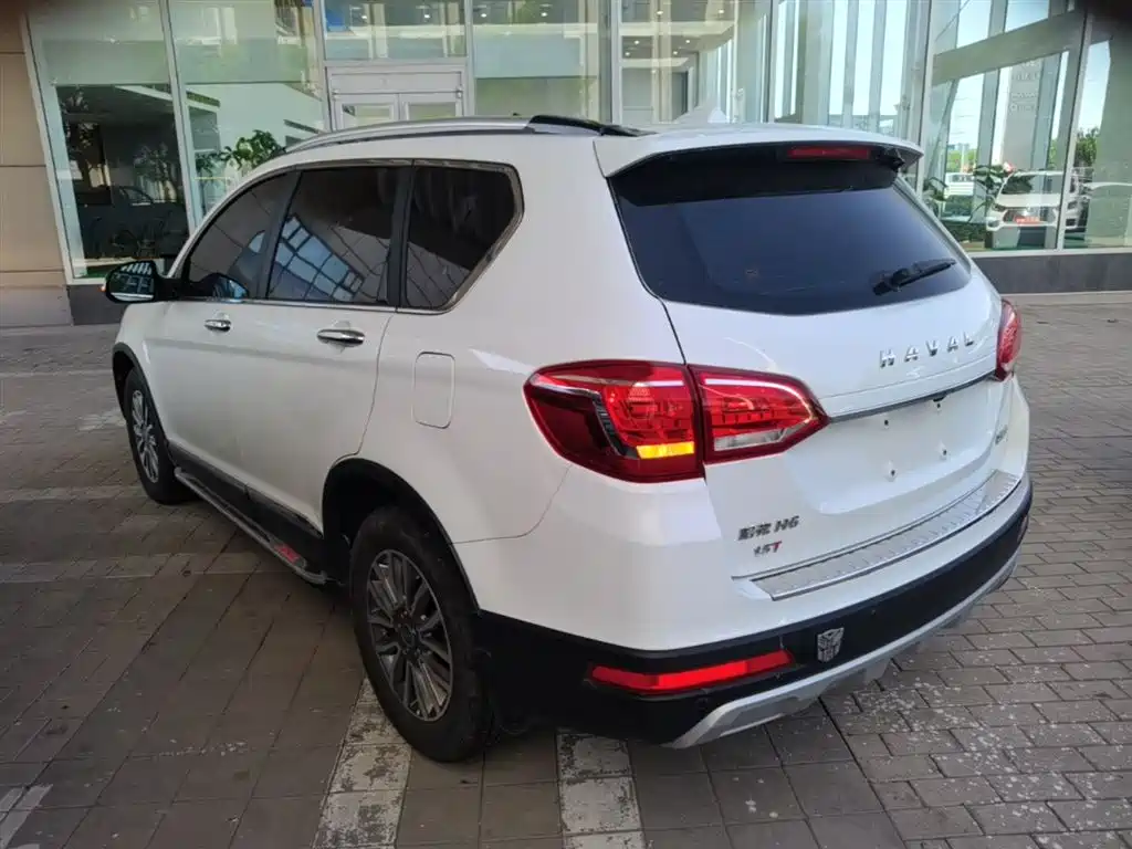 Haval H6 Red Label Sport 1.5 T Auto 2 WD Luxury