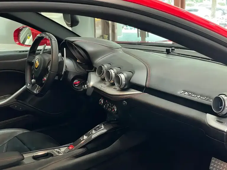 Ferrari F12 berlinetta 6.3 L Standard
