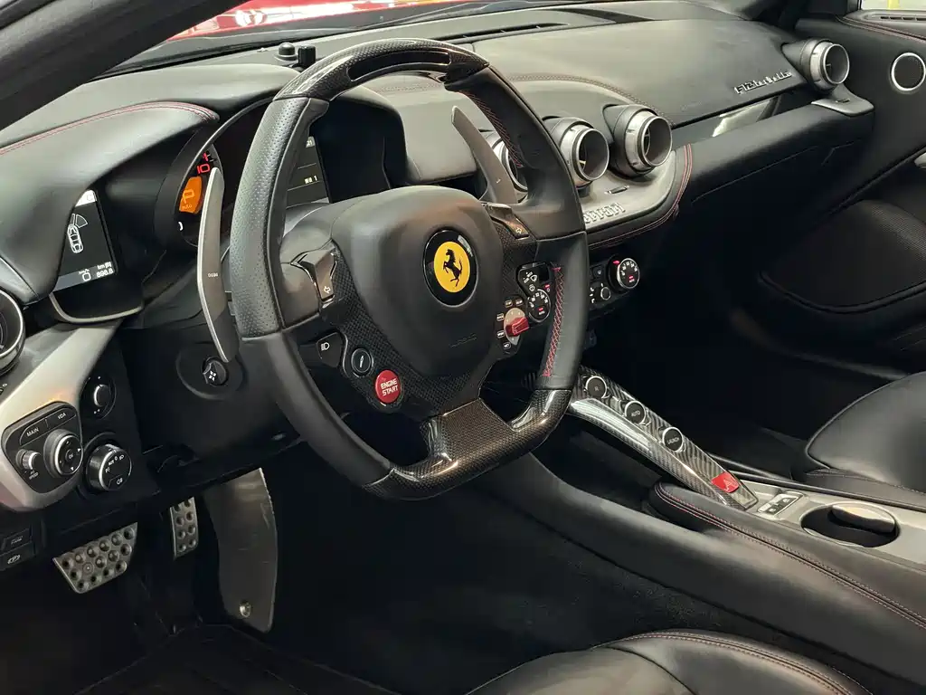F12 berlinetta 6.3 L Standard