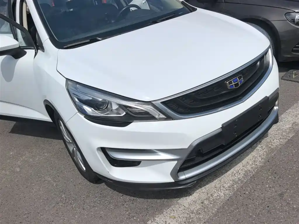 Emgrand GS Sport 1.3 T Manual Leading Style