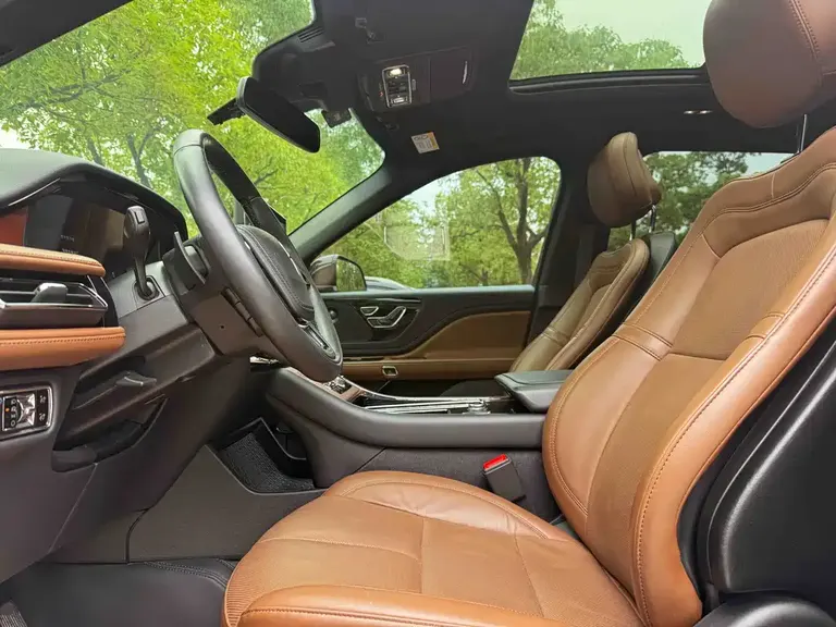 Lincoln Aviator 3.0 T V6 4 WD Premium Cruise 6-seat