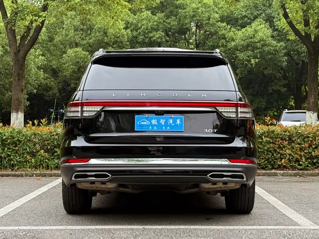 Aviator 3.0 T V6 4 WD Premium Cruise 6-seat