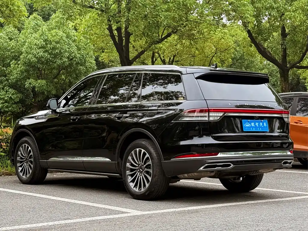 Aviator 3.0 T V6 4 WD Premium Cruise 6-seat
