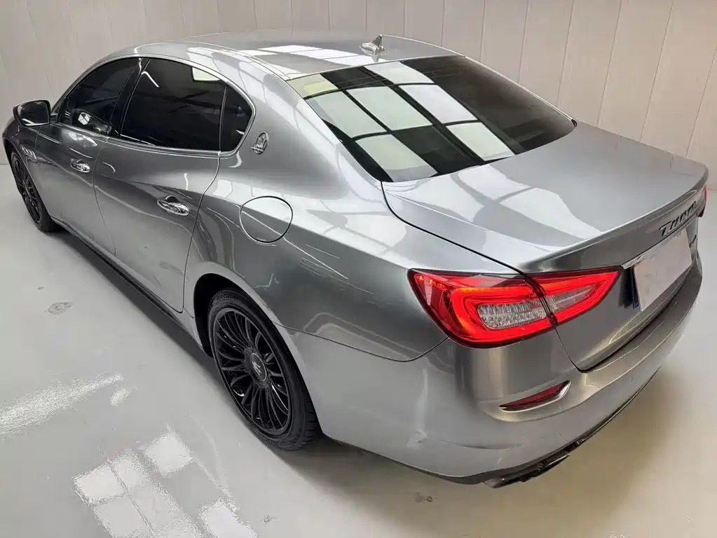 Quattroporte 3.0 T Standard