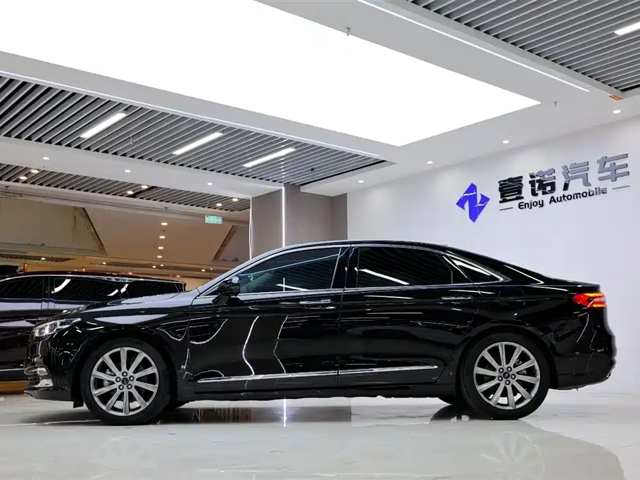 Taurus EcoBoost 245 Premium