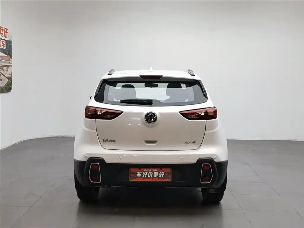 Dongfeng Fengshen AX4 东风风神AX4 2018款 1.6 L 手动潮尚型天窗版