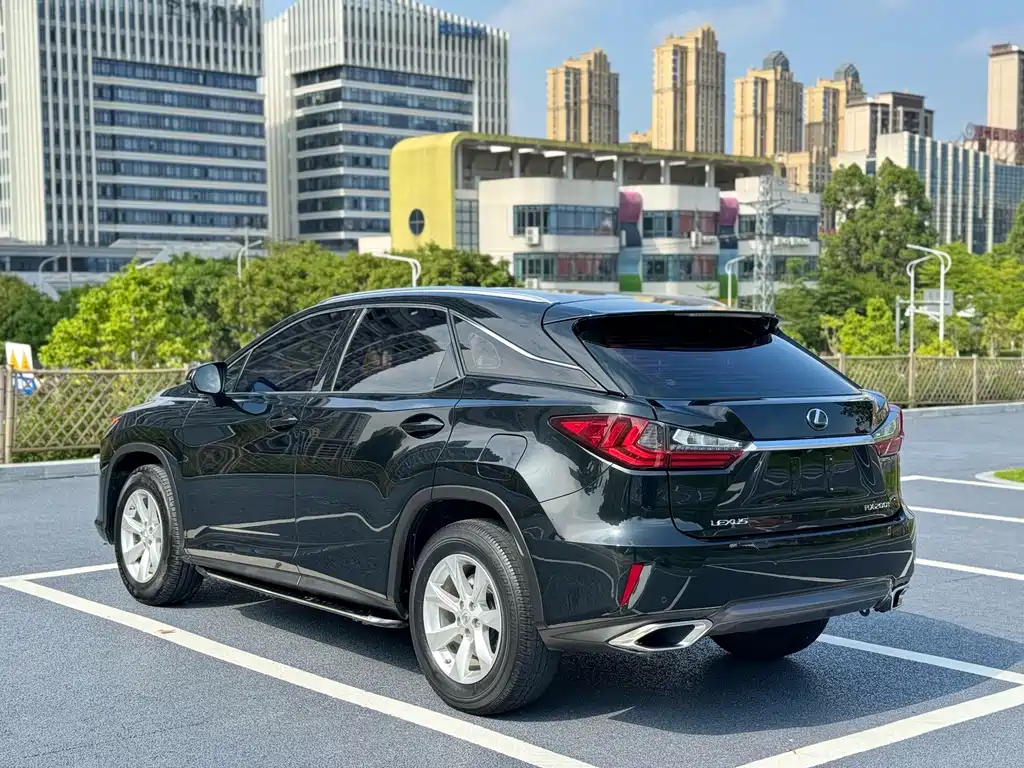 Lexus RX 300 2 WD Elite CN-V