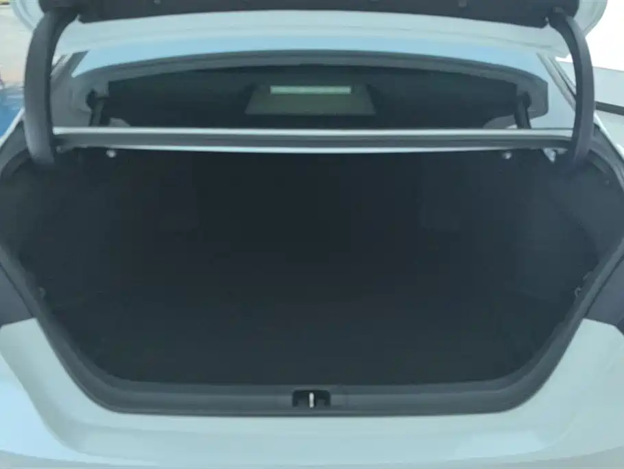 Camry Dual Engine 2.5 HG Luxury
