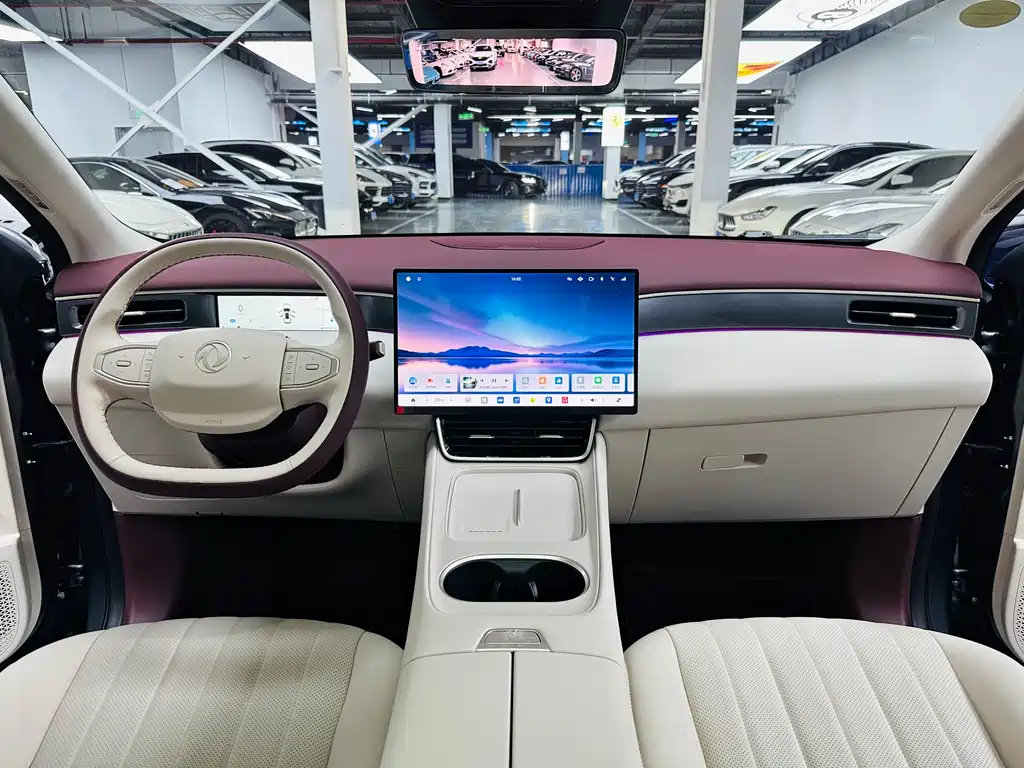 Dongfeng Fengshen L8 185 KM Dream