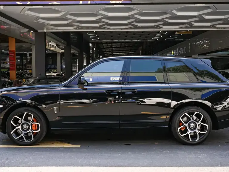 Rolls-Royce Cullinan Black Badge