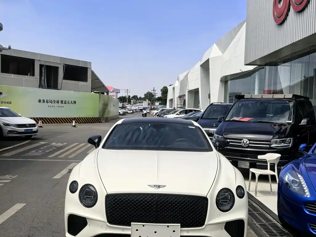 Continental GT 4.0 T GT V8