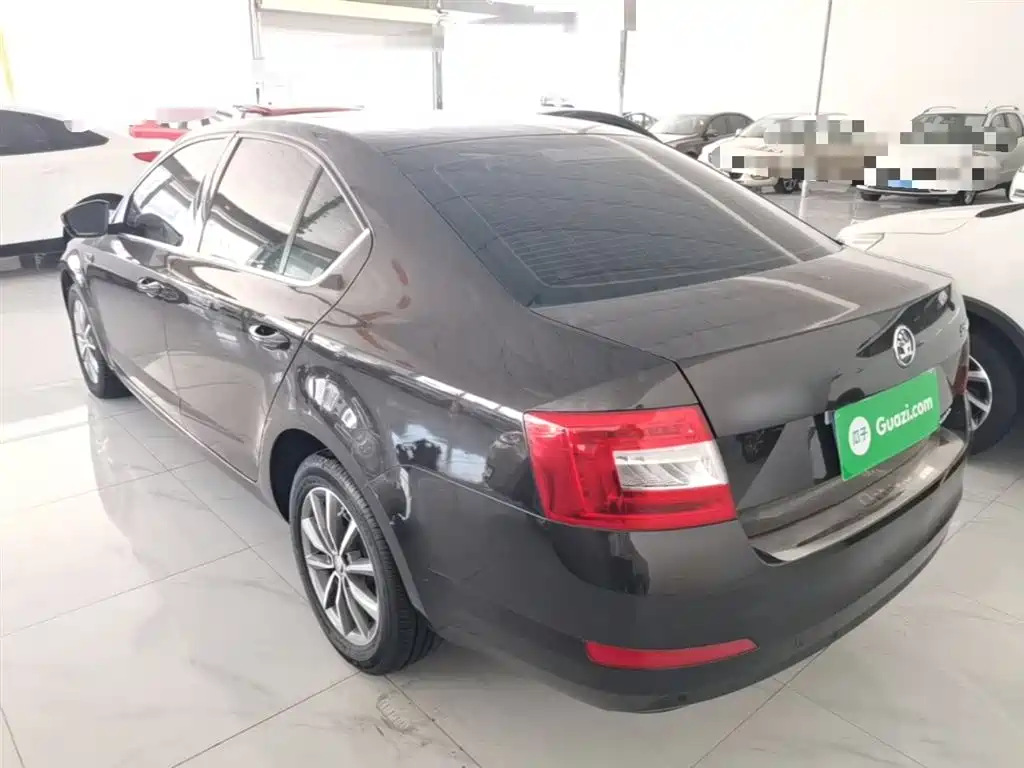 Octavia 1.6 L Auto Creation