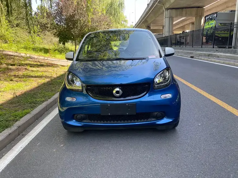 smart fortwo 1.0 L 52 kW Hardtop Passion