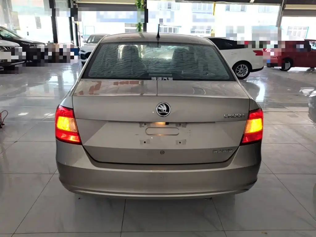 Rapid 1.6 L Auto Smart Select