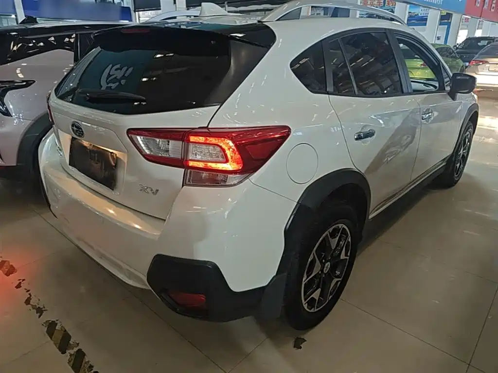 Subaru XV 斯巴鲁XV 2018款 2.0 i 全驱精英版