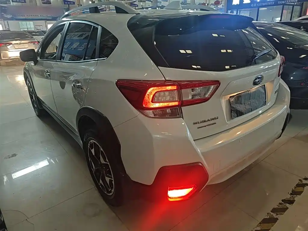 Subaru XV 斯巴鲁XV 2018款 2.0 i 全驱精英版