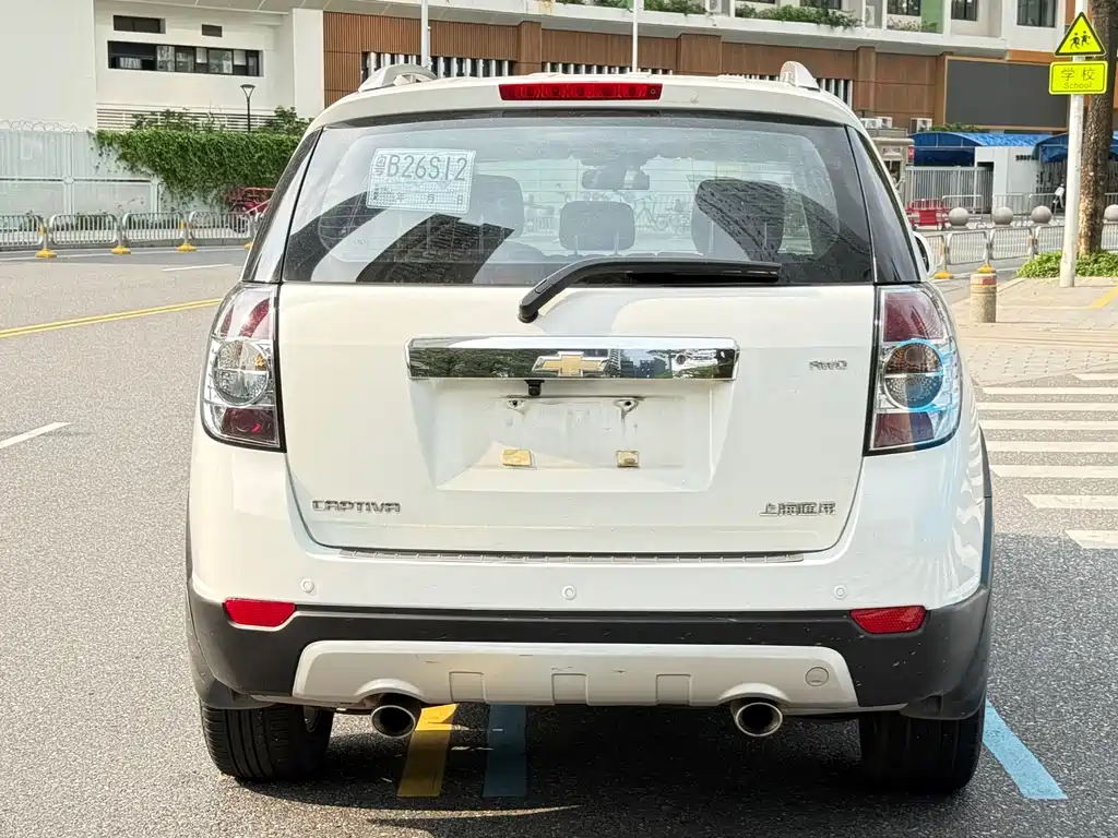 Captiva 2.4 L 4 WD Flagship 7-seat