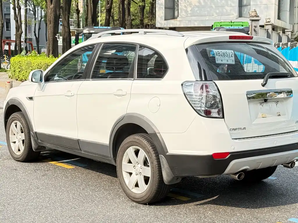 Captiva 2.4 L 4 WD Flagship 7-seat