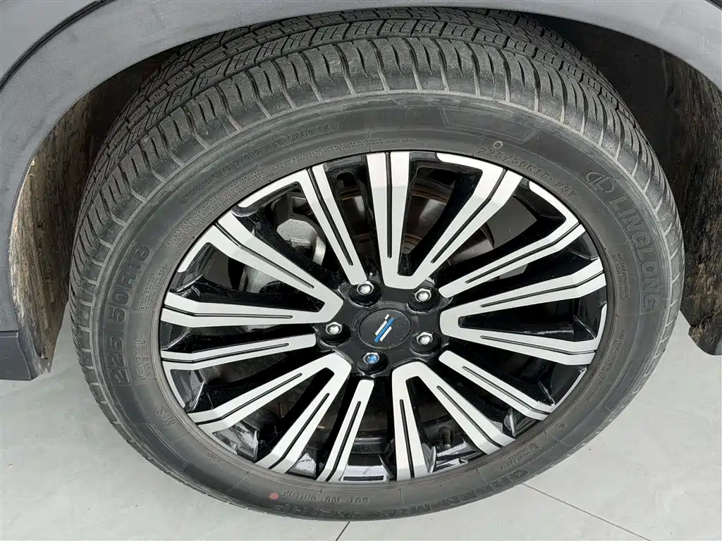 Changan Oshan X5 Facelift 1.5 T DCT Luxury