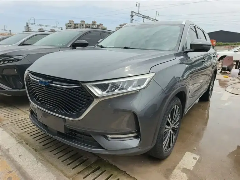 Changan Oshan X7 1.5 T Auto Premium