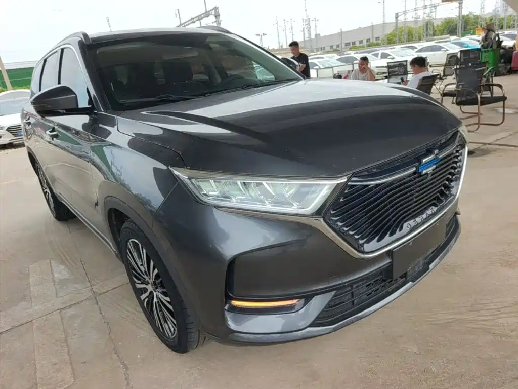 Changan Oshan X7 1.5 T Auto Premium