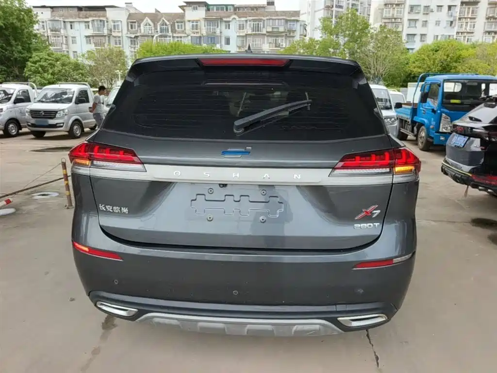 Changan Oshan X7 1.5 T Auto Premium