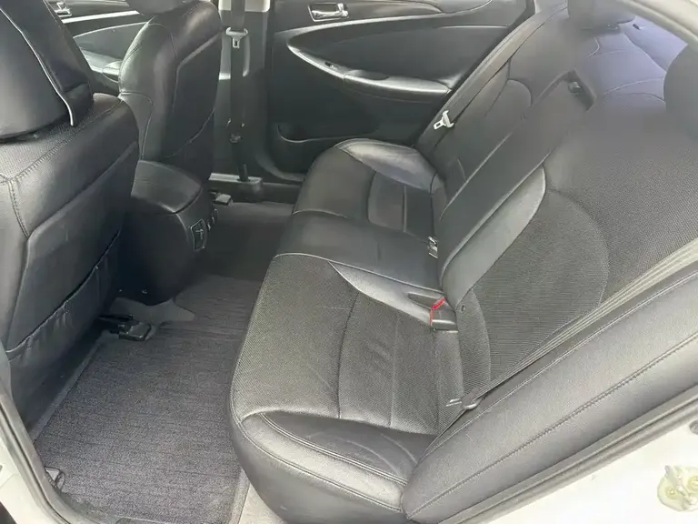 Hyundai Sonata 索纳塔 2011款 2.0 L 自动时尚版