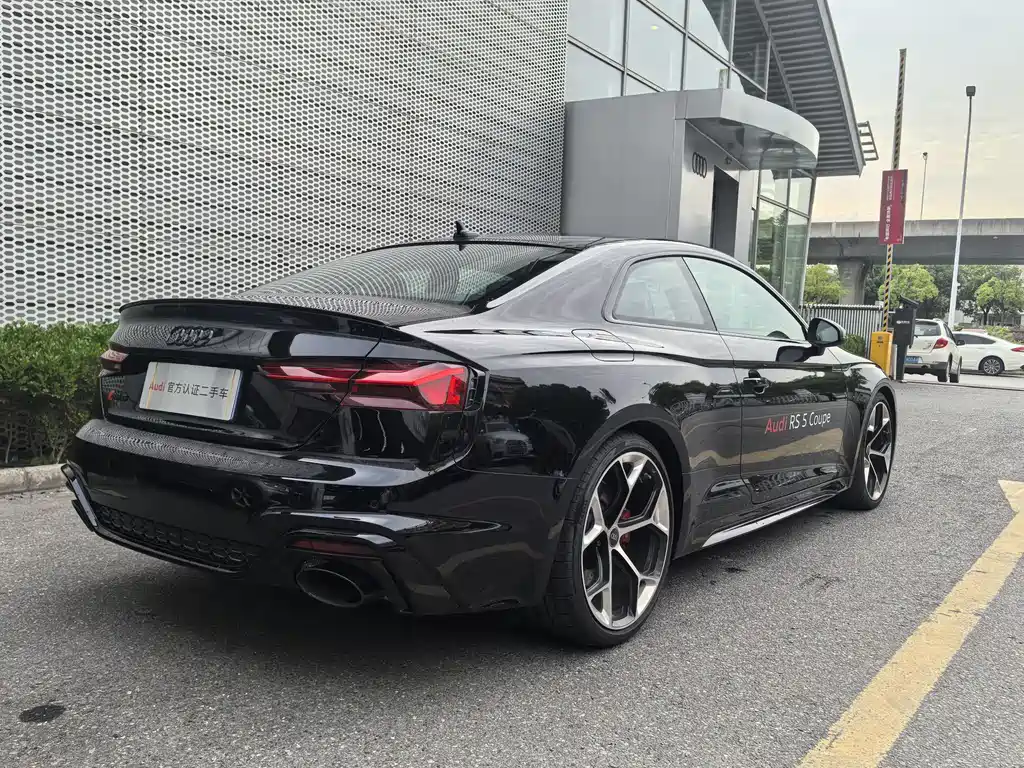 Audi RS 5 RS 5 2.9 T Coupe Ignite Engine