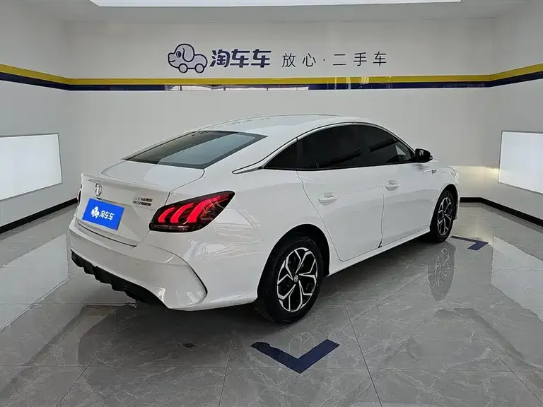MG5 180 DVVT CVT Style