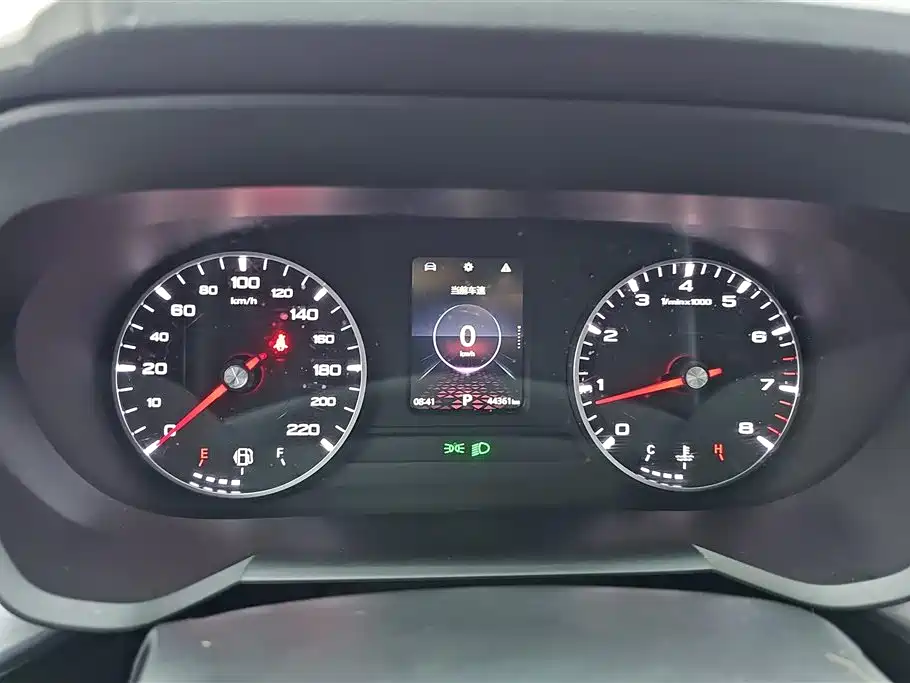MG5 180 DVVT CVT Style
