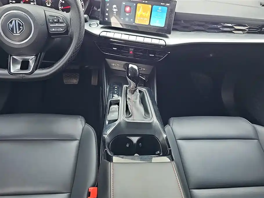 MG5 180 DVVT CVT Style