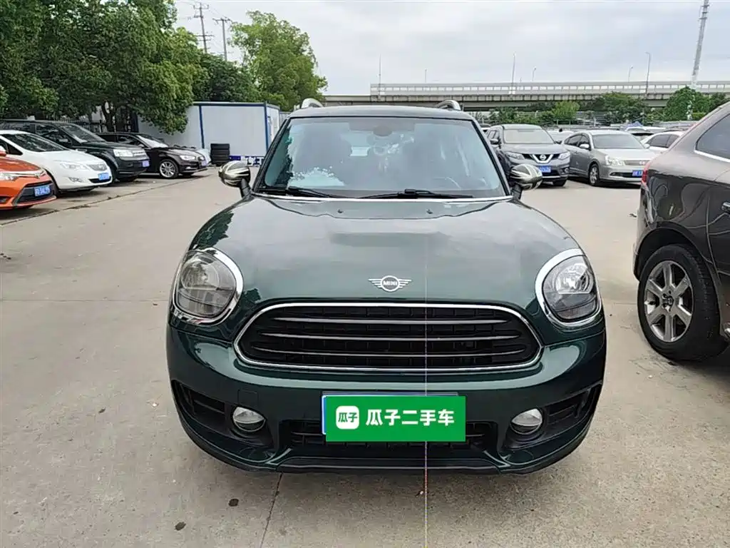MINI COUNTRYMAN 1.5 T COOPER ALL4 Classic