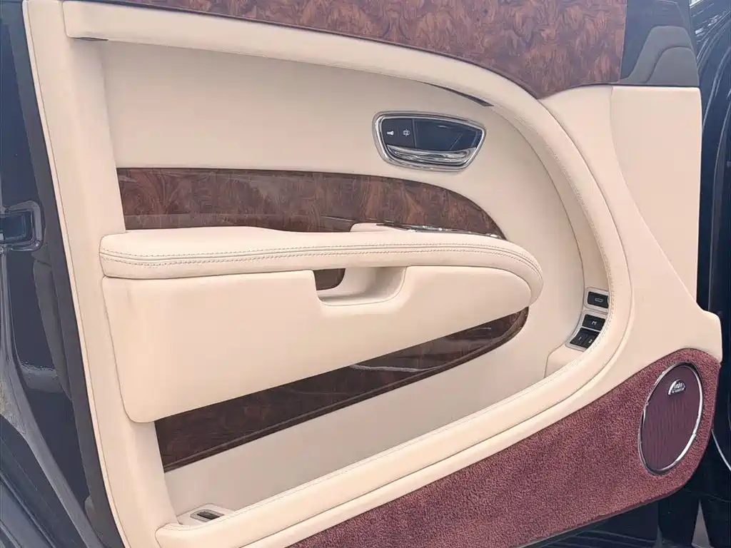 Mulsanne 6.8 T Mulliner Special Edition