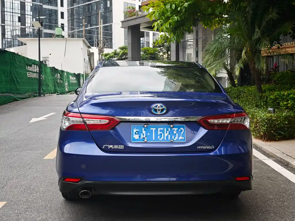 Camry Dual Engine 2.5 HG Luxury CN-V