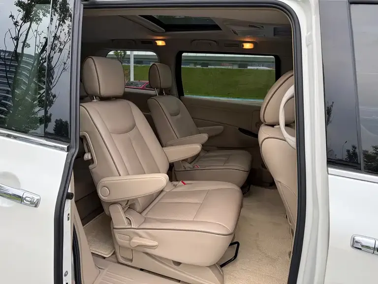 Nissan Quest 3.5 L SL